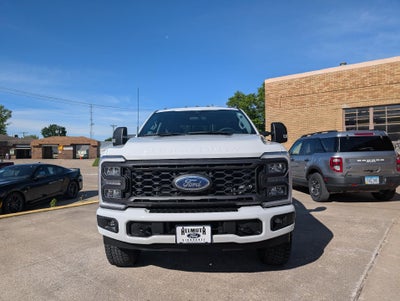 2023 Ford Super Duty F-250 SRW XL 4WD Crew Cab 6.75' Box