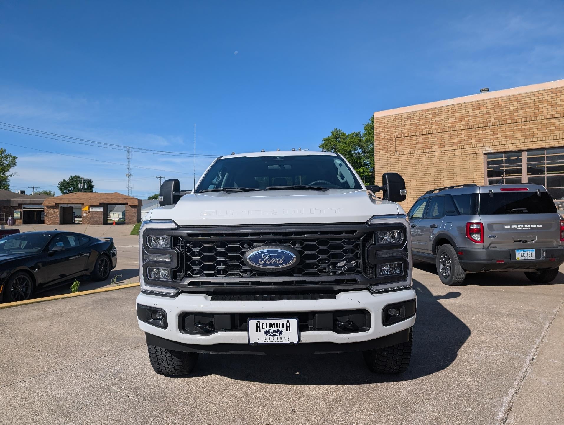 2023 Ford Super Duty F-250 SRW XL 4WD Crew Cab 6.75' Box