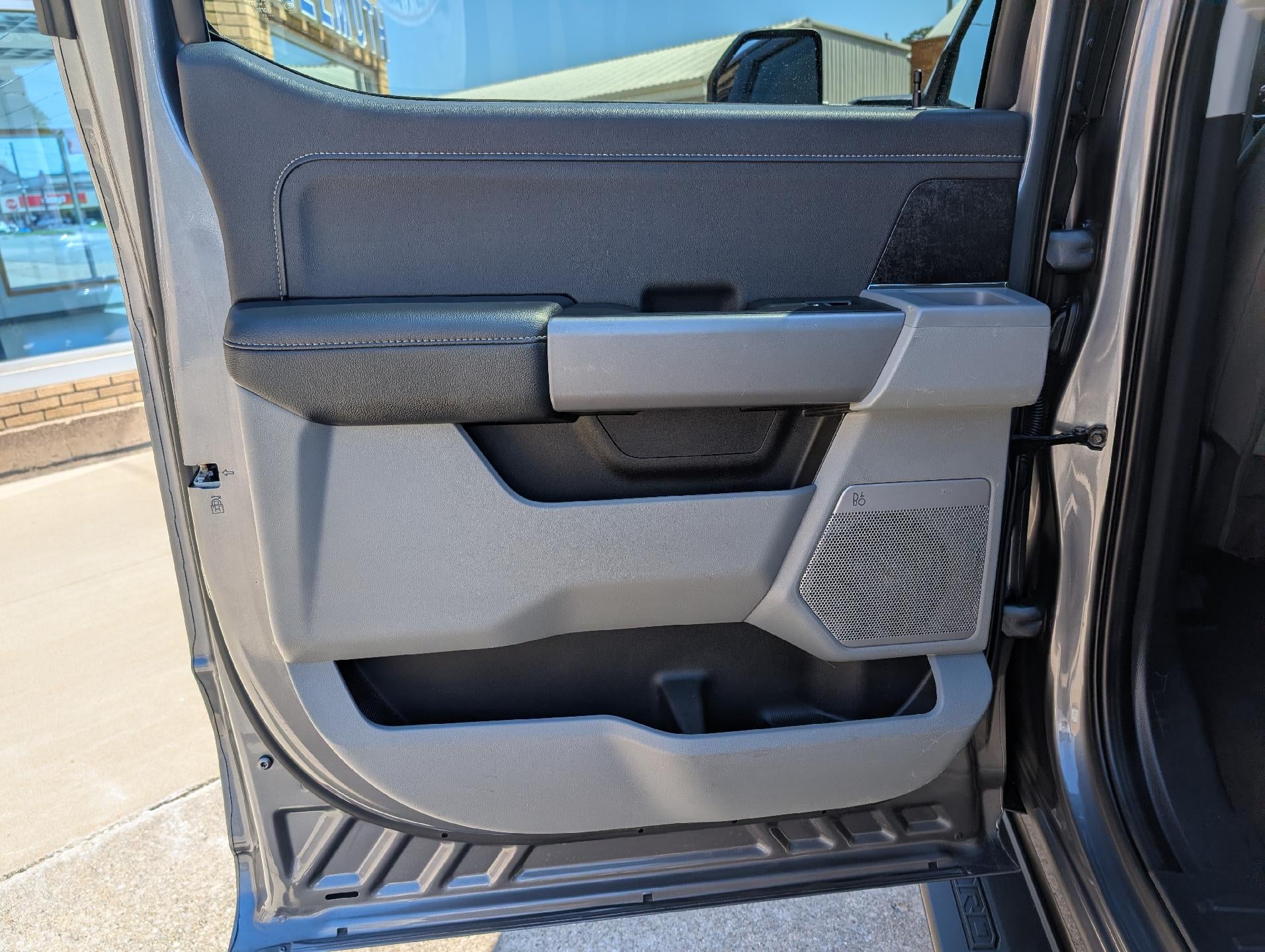 2024 Ford Super Duty F-250 SRW XLT 4WD Crew Cab 8' Box