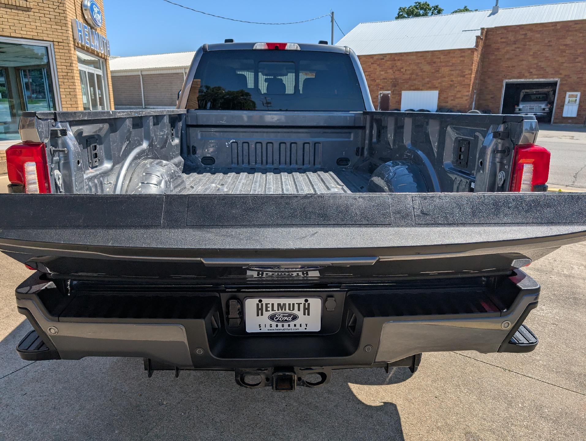 2024 Ford Super Duty F-250 SRW XLT 4WD Crew Cab 8' Box