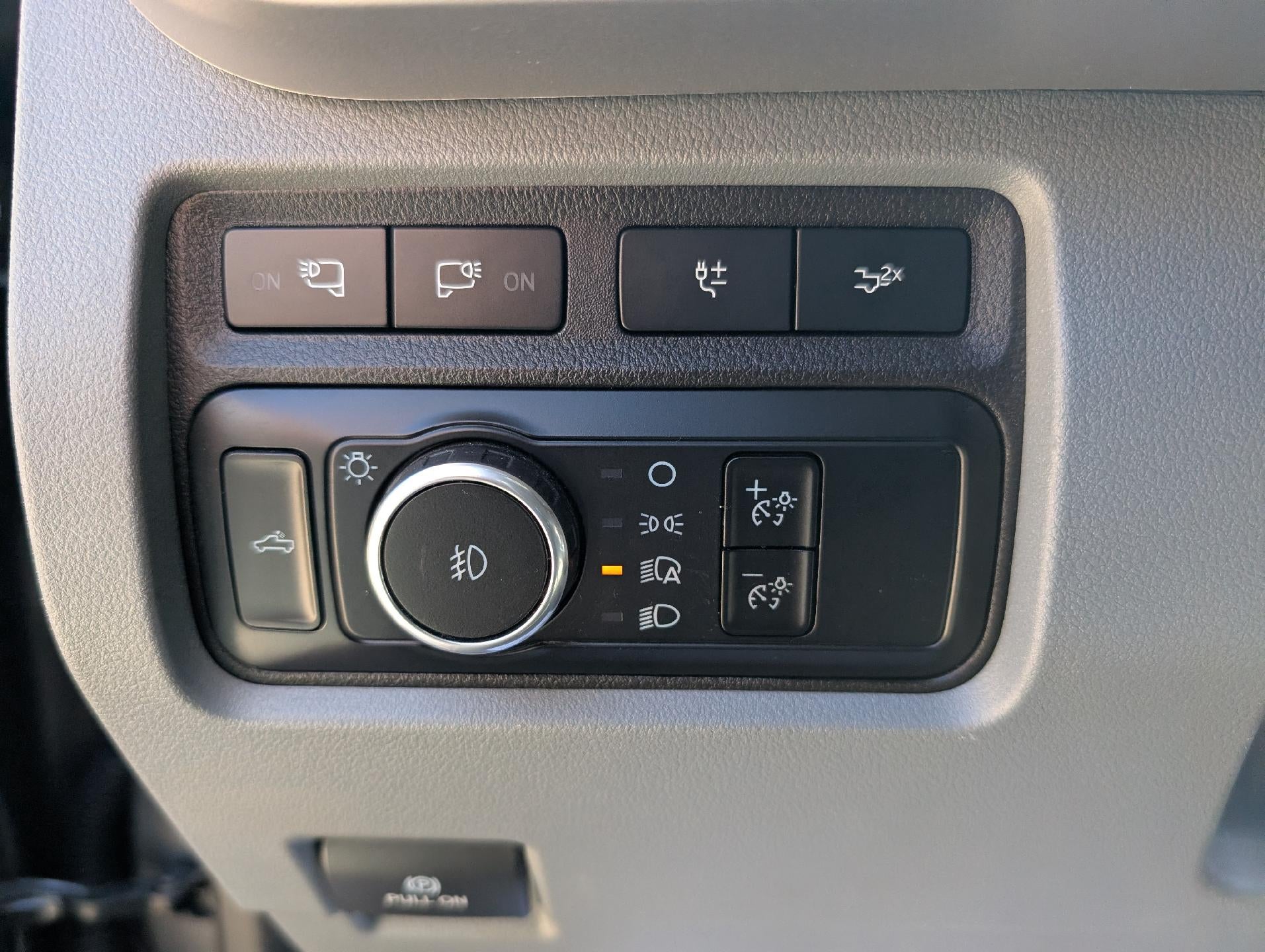 2024 Ford Super Duty F-250 SRW XLT 4WD Crew Cab 8' Box