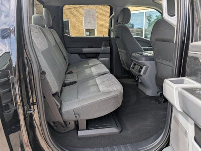 2023 Ford Super Duty F-250 SRW XLT 4WD Crew Cab 6.75' Box