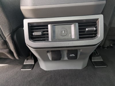 2023 Ford Super Duty F-250 SRW XLT 4WD Crew Cab 6.75' Box