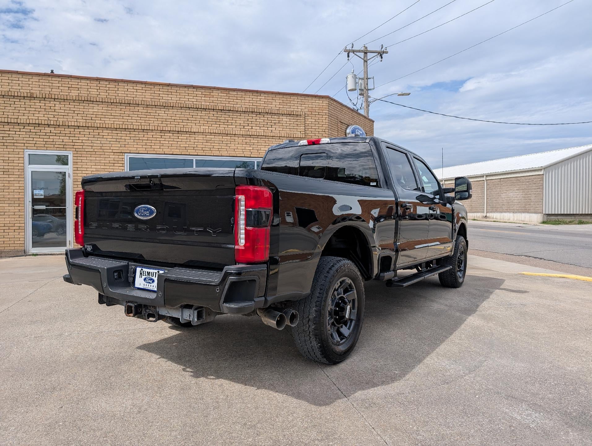 2023 Ford Super Duty F-250 SRW XLT 4WD Crew Cab 6.75' Box