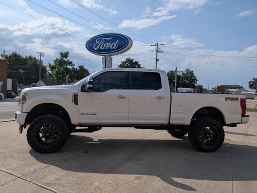2017 Ford Super Duty F-350 SRW Platinum 4WD Crew Cab 6.75' Box