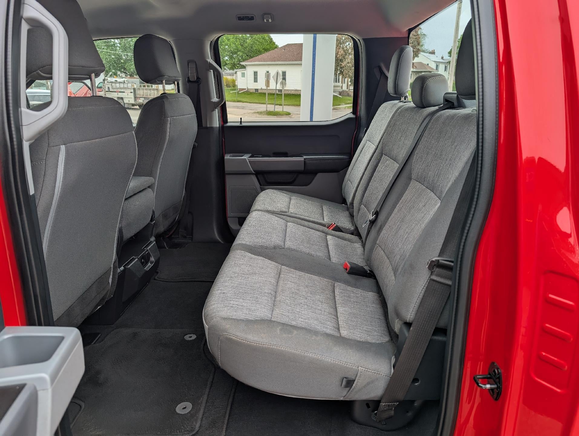 2023 Ford Super Duty F-350 SRW XL 4WD Crew Cab 8' Box