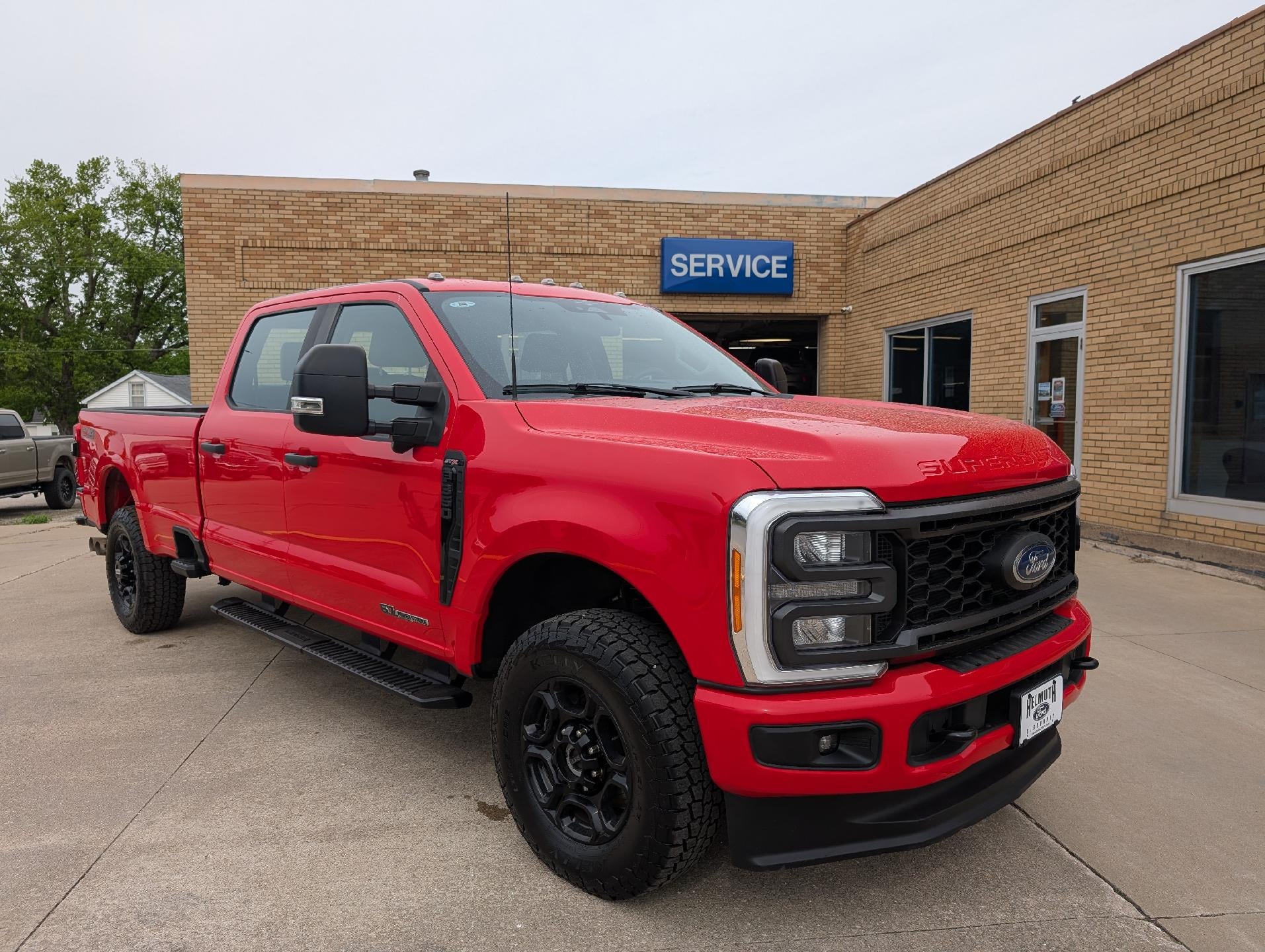 2023 Ford Super Duty F-350 SRW XL 4WD Crew Cab 8' Box