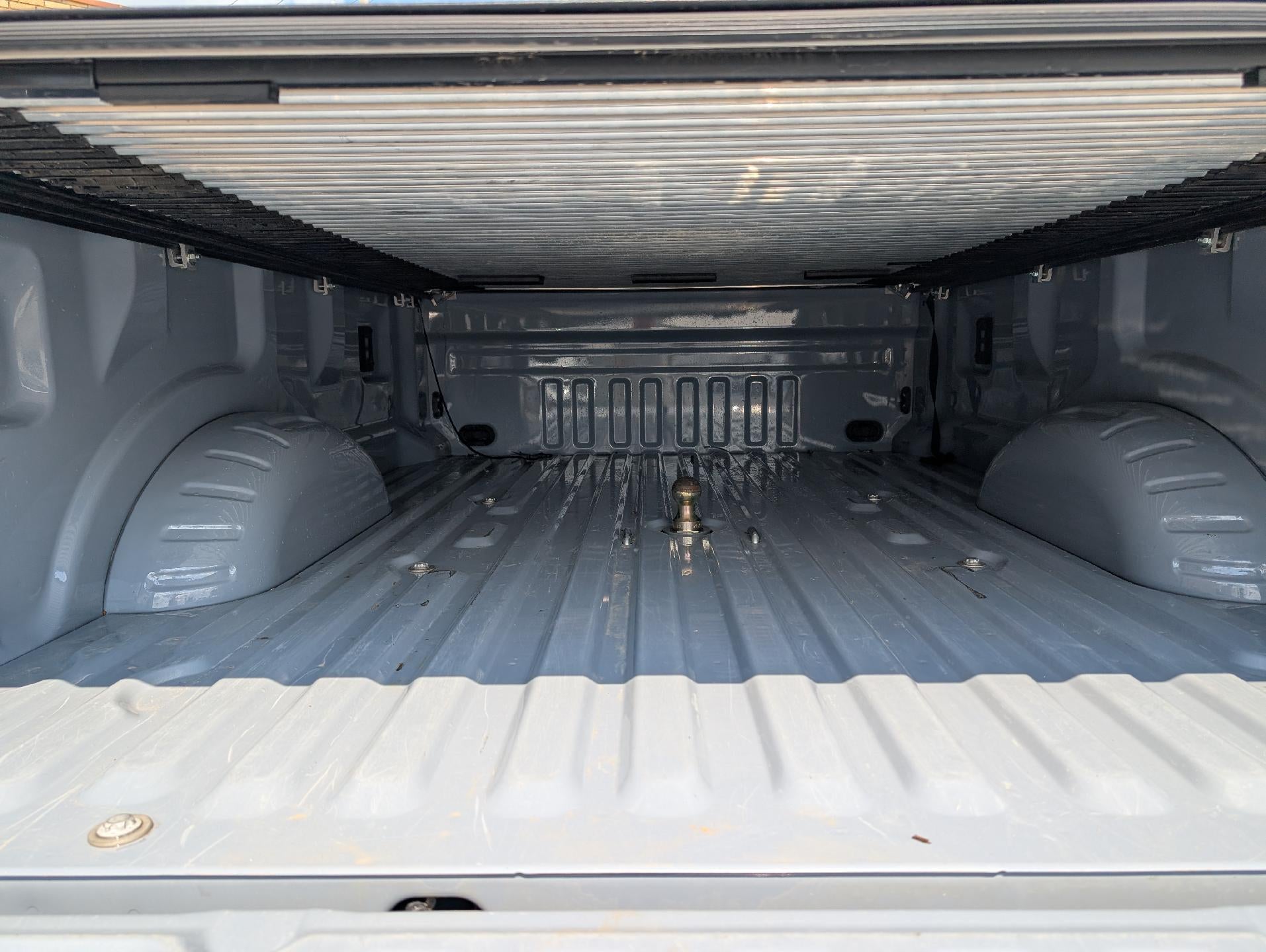 2025 Ford Super Duty F-350 DRW LARIAT 4WD Crew Cab 8' Box