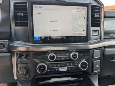 2025 Ford Super Duty F-350 DRW LARIAT 4WD Crew Cab 8' Box