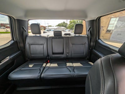 2025 Ford Super Duty F-350 DRW LARIAT 4WD Crew Cab 8' Box