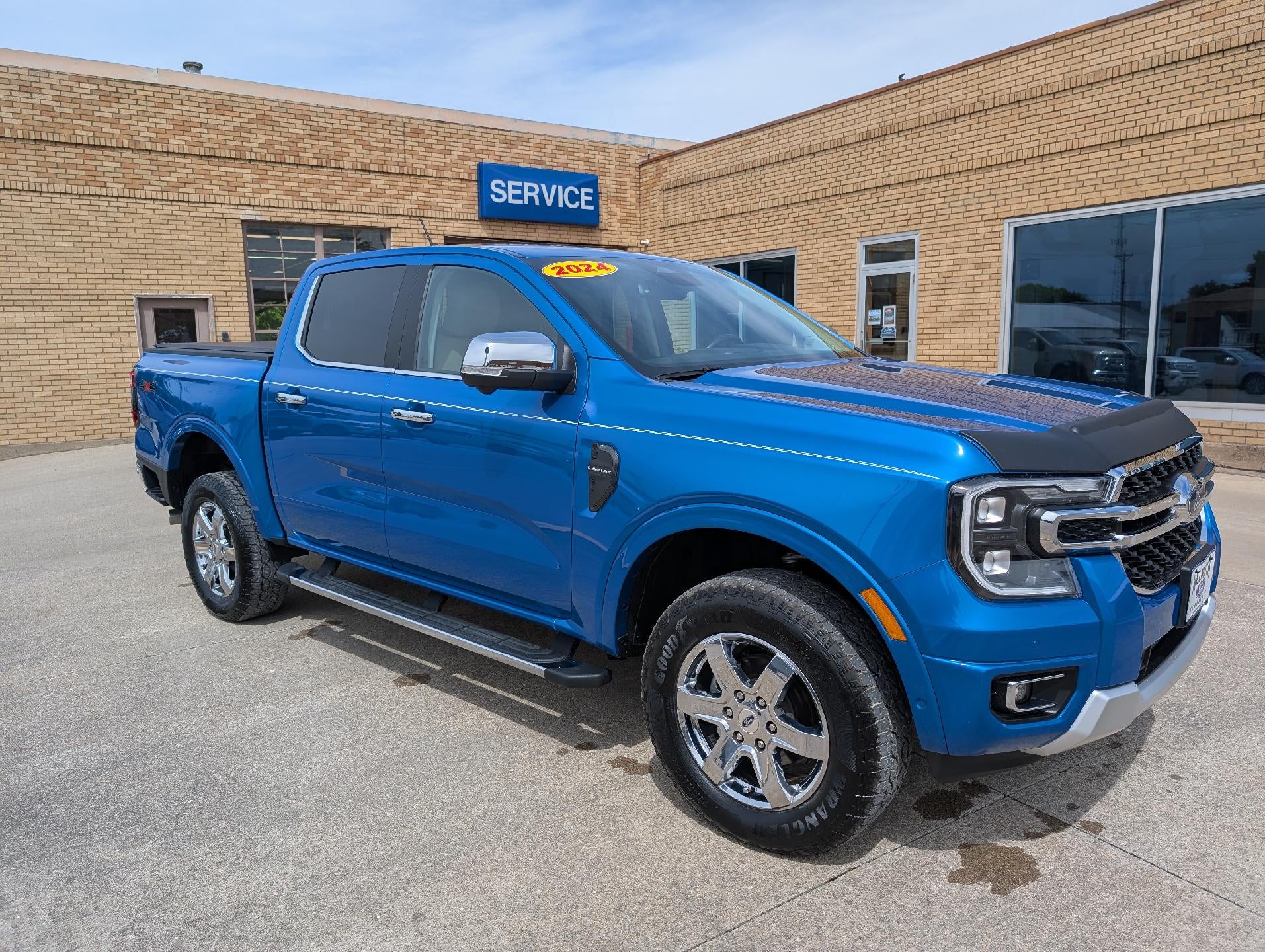 2024 Ford Ranger LARIAT 4WD SuperCrew 5' Box