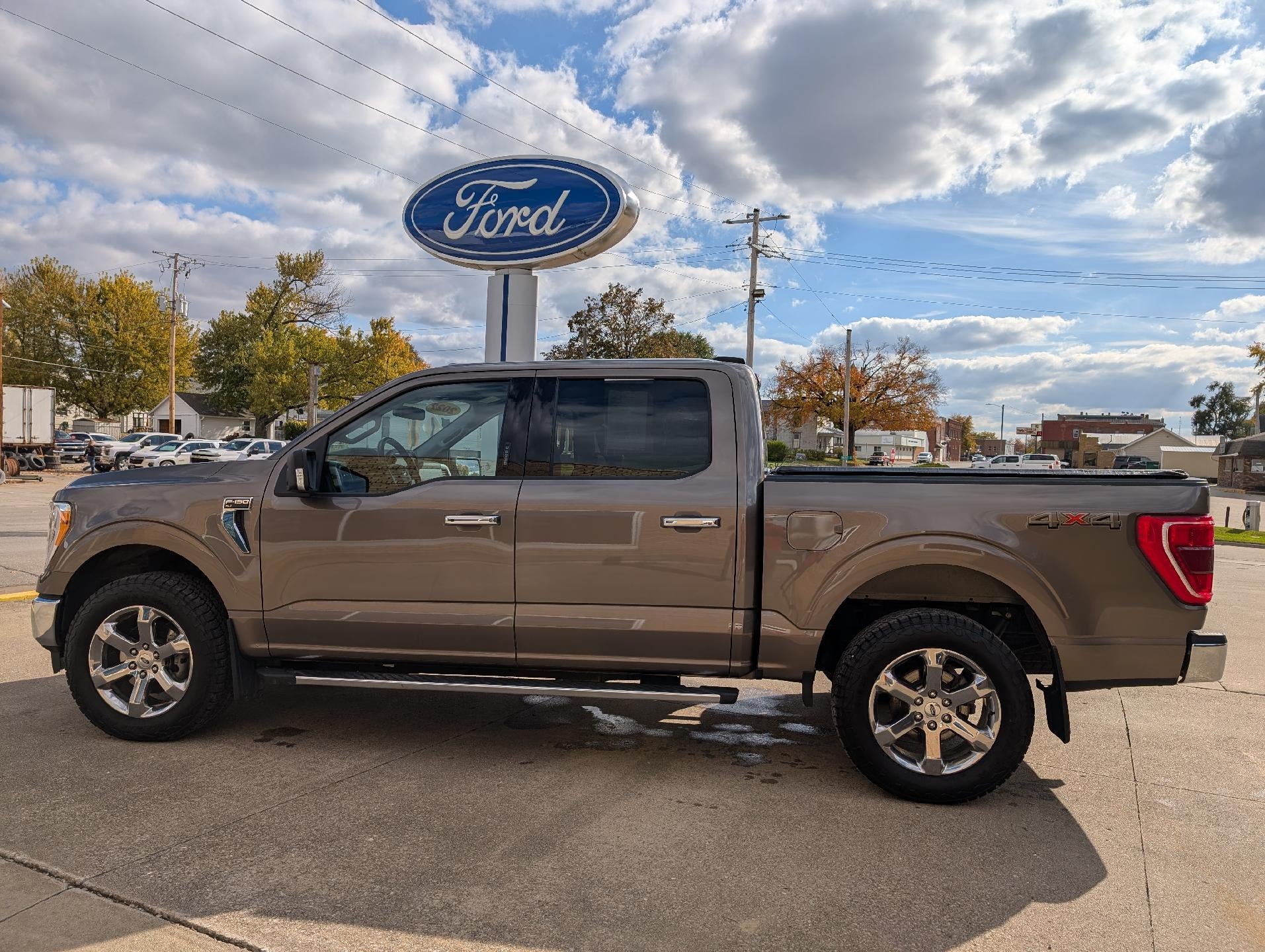 2022 Ford F-150 XLT 4WD SuperCrew 5.5' Box