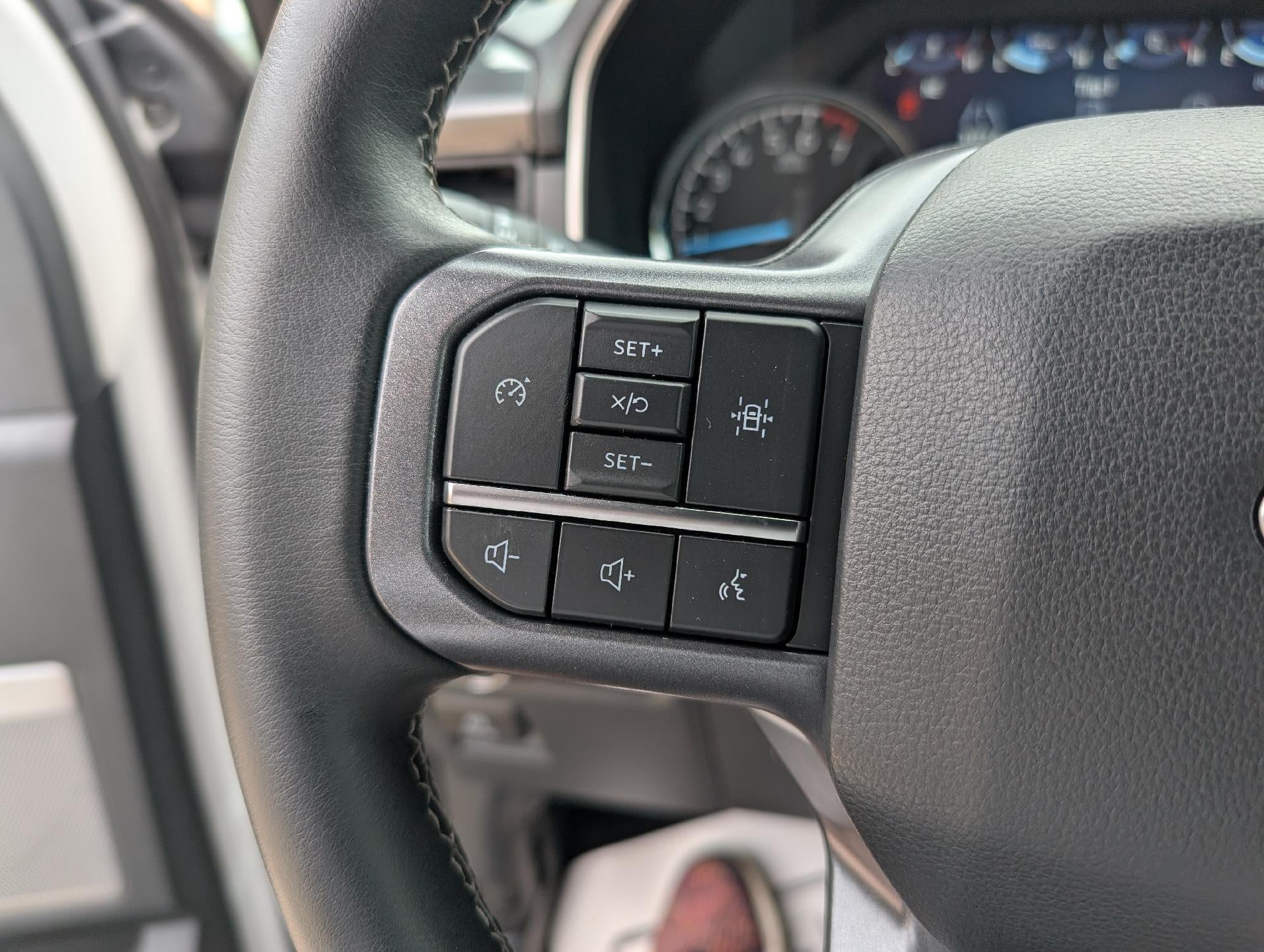2023 Ford F-150 XLT 4WD SuperCrew 5.5' Box