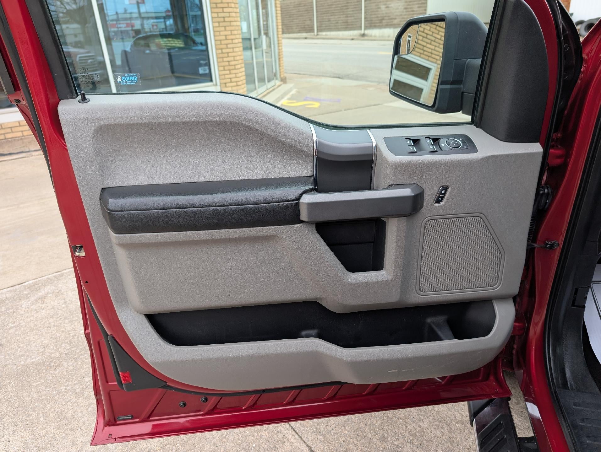 2017 Ford F-150 XLT 4WD SuperCab 6.5' Box