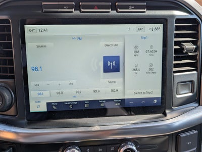 2022 Ford F-150 LARIAT 4WD SuperCrew 5.5' Box