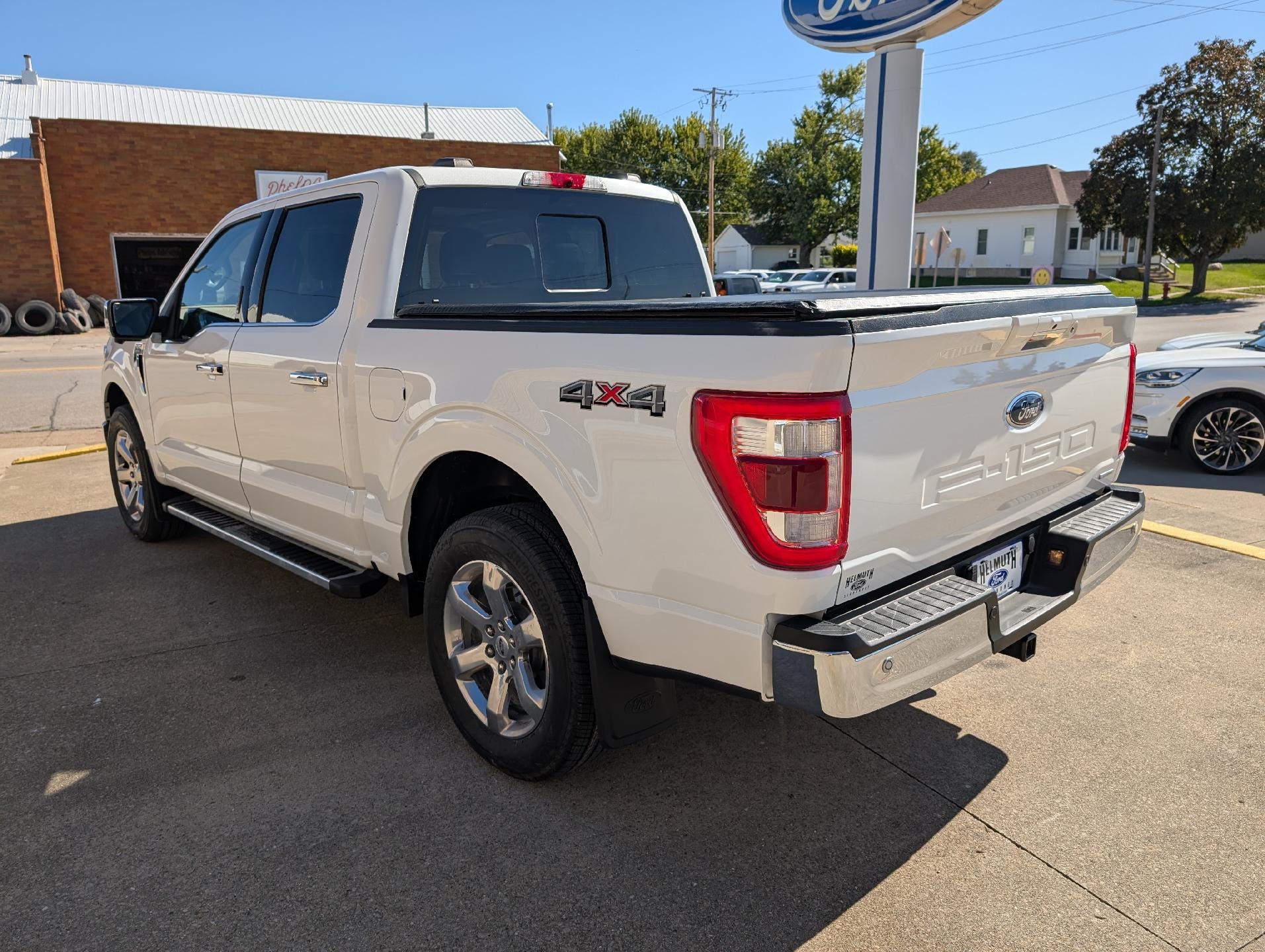 2022 Ford F-150 LARIAT 4WD SuperCrew 5.5' Box