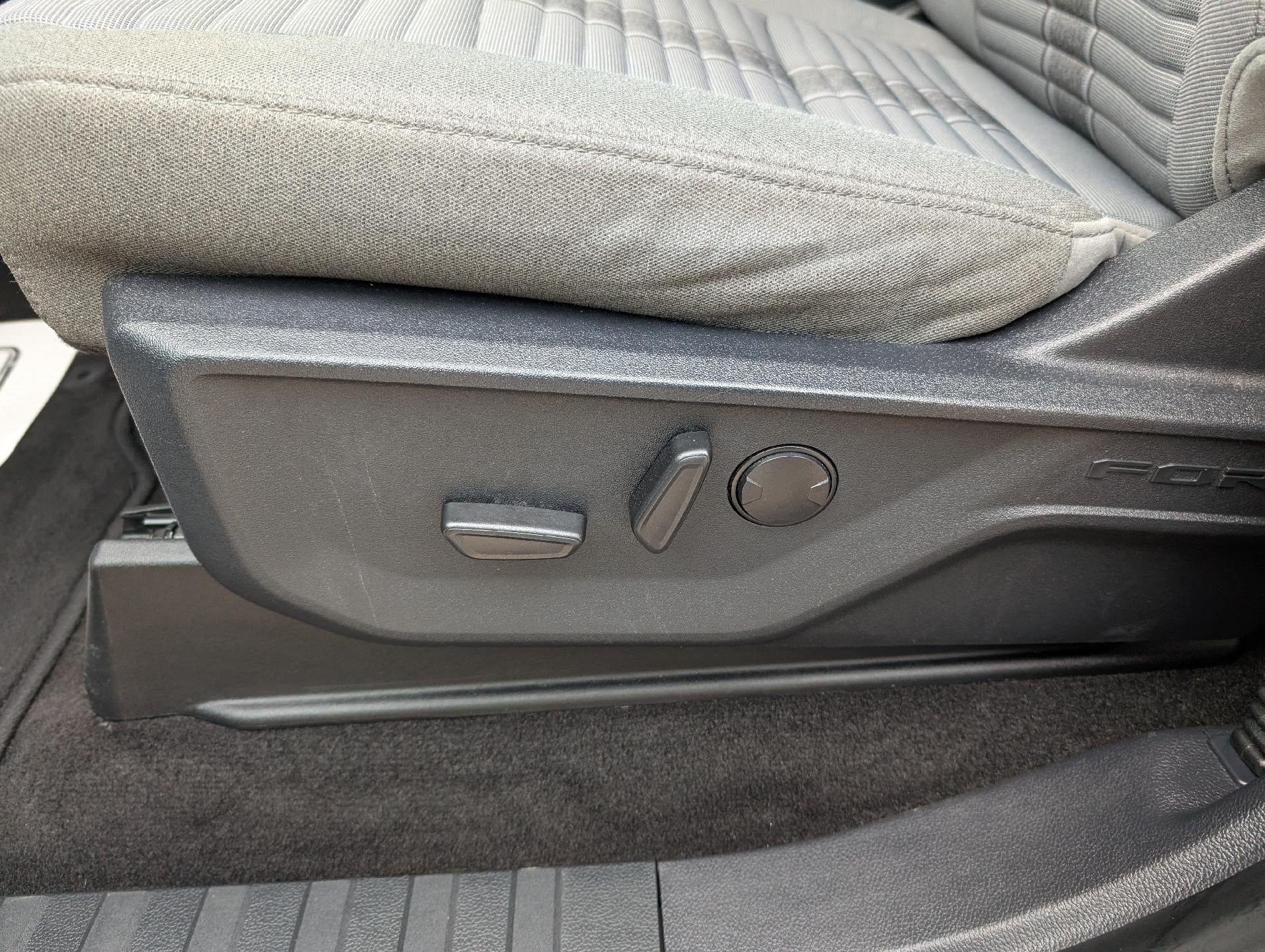 2023 Ford F-150 XLT 4WD SuperCrew 5.5' Box
