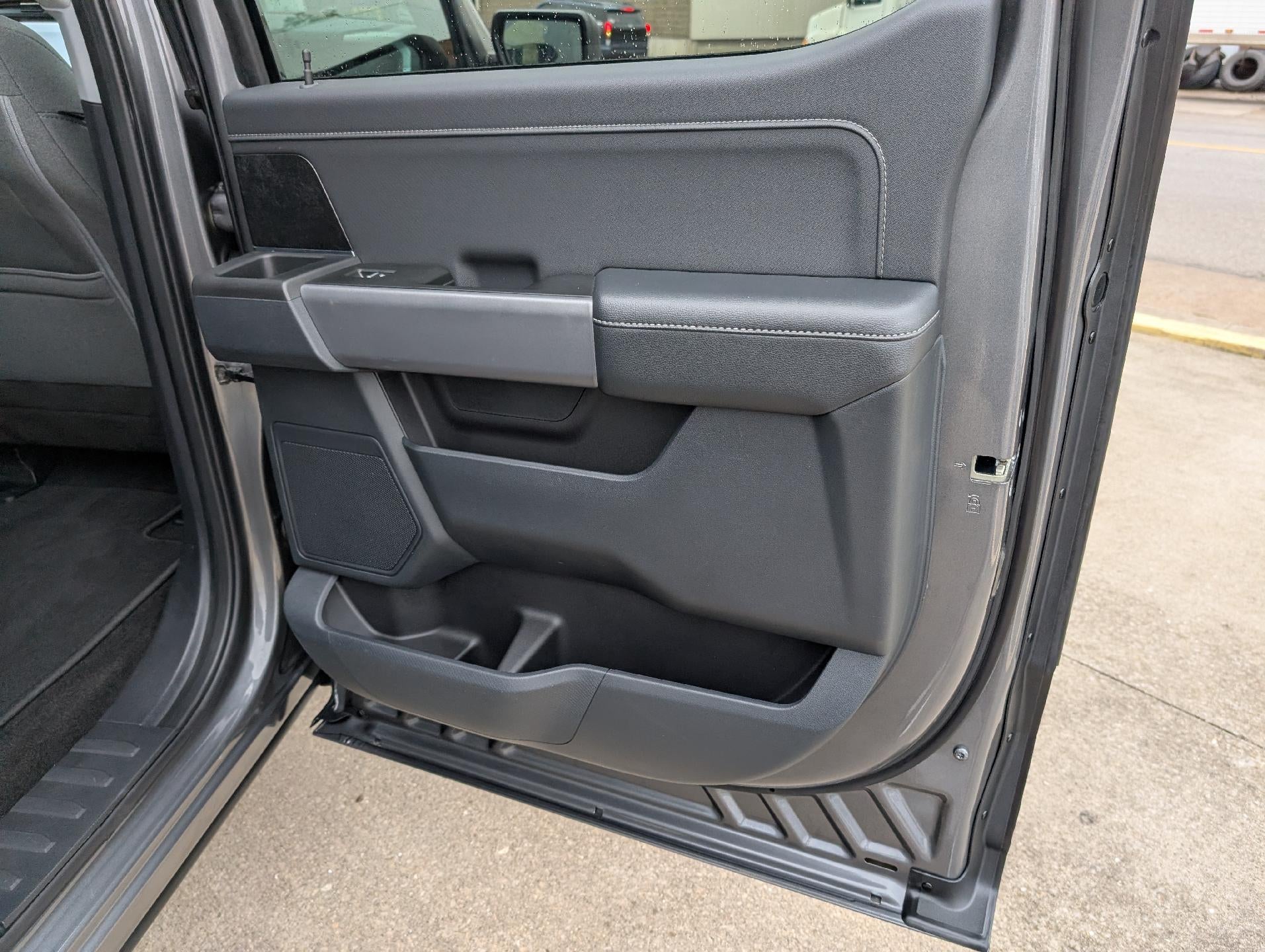 2023 Ford F-150 XLT 4WD SuperCrew 5.5' Box