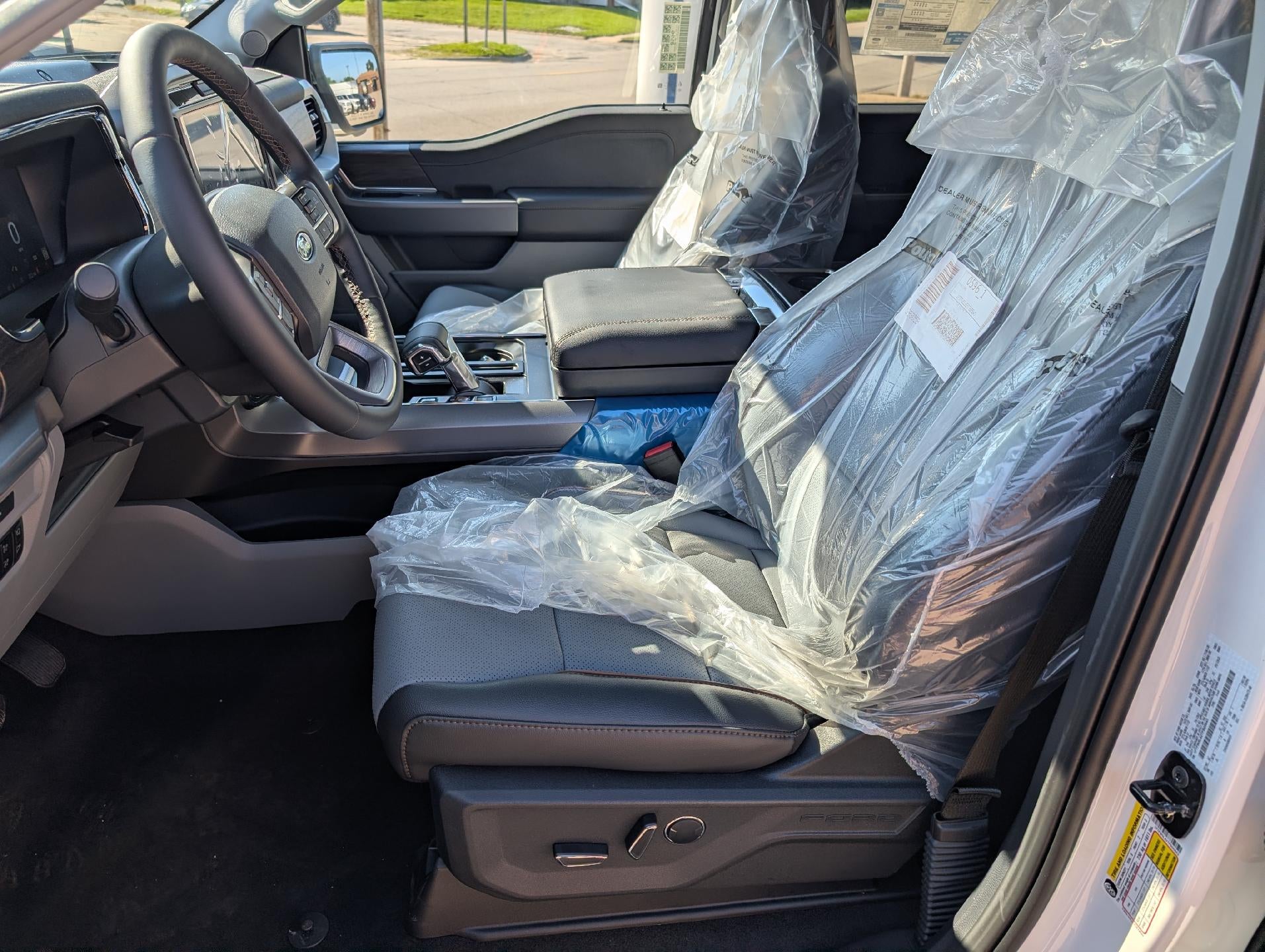 2026 Ford F-150 LARIAT 4WD SuperCrew 5.5' Box