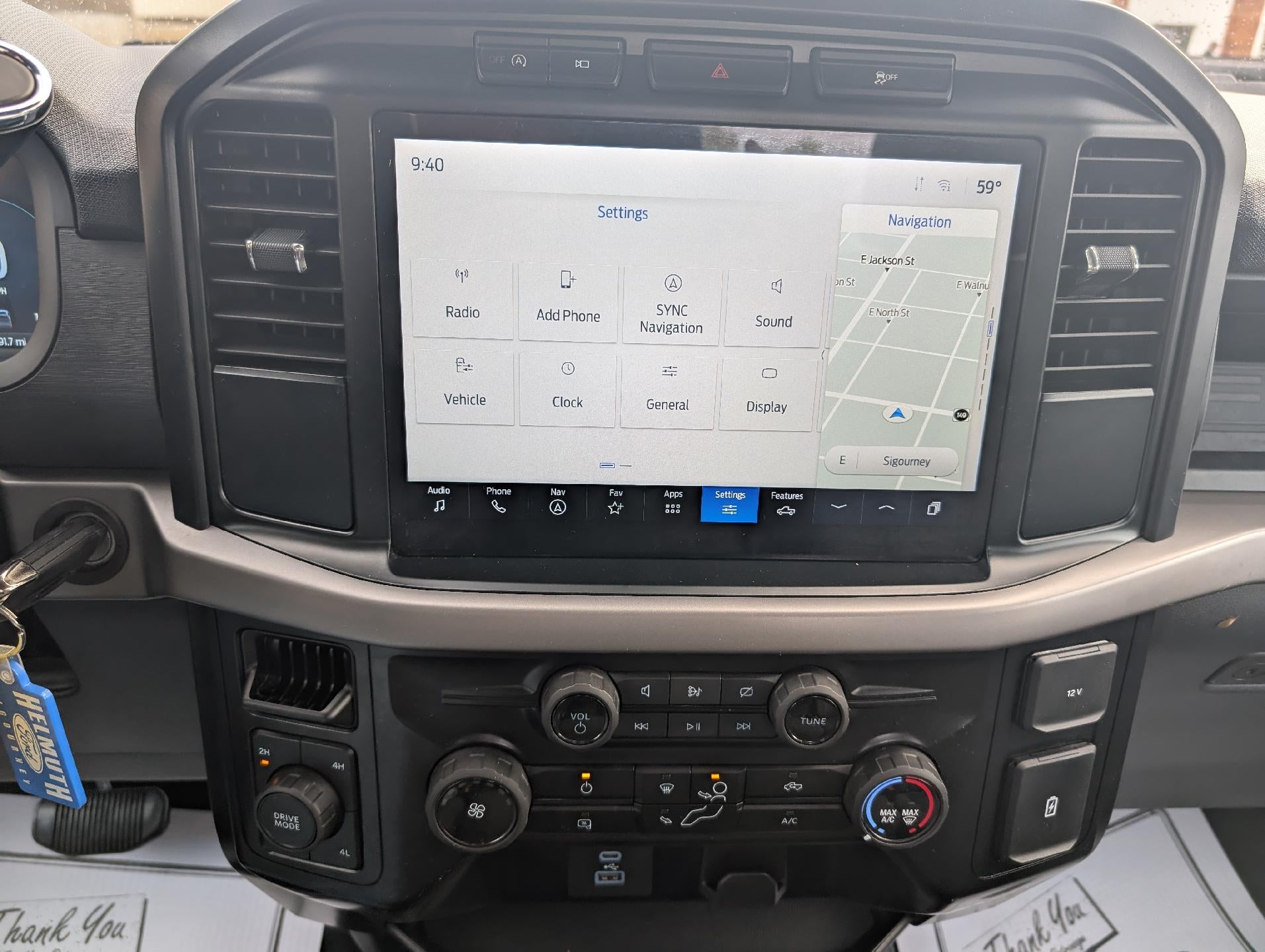 2024 Ford F-150 XL 4WD Reg Cab 8' Box