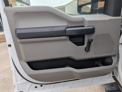 2022 Ford Super Duty F-350 SRW XL 4WD Reg Cab 8' Box