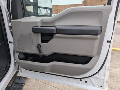 2022 Ford Super Duty F-350 SRW XL 4WD Reg Cab 8' Box