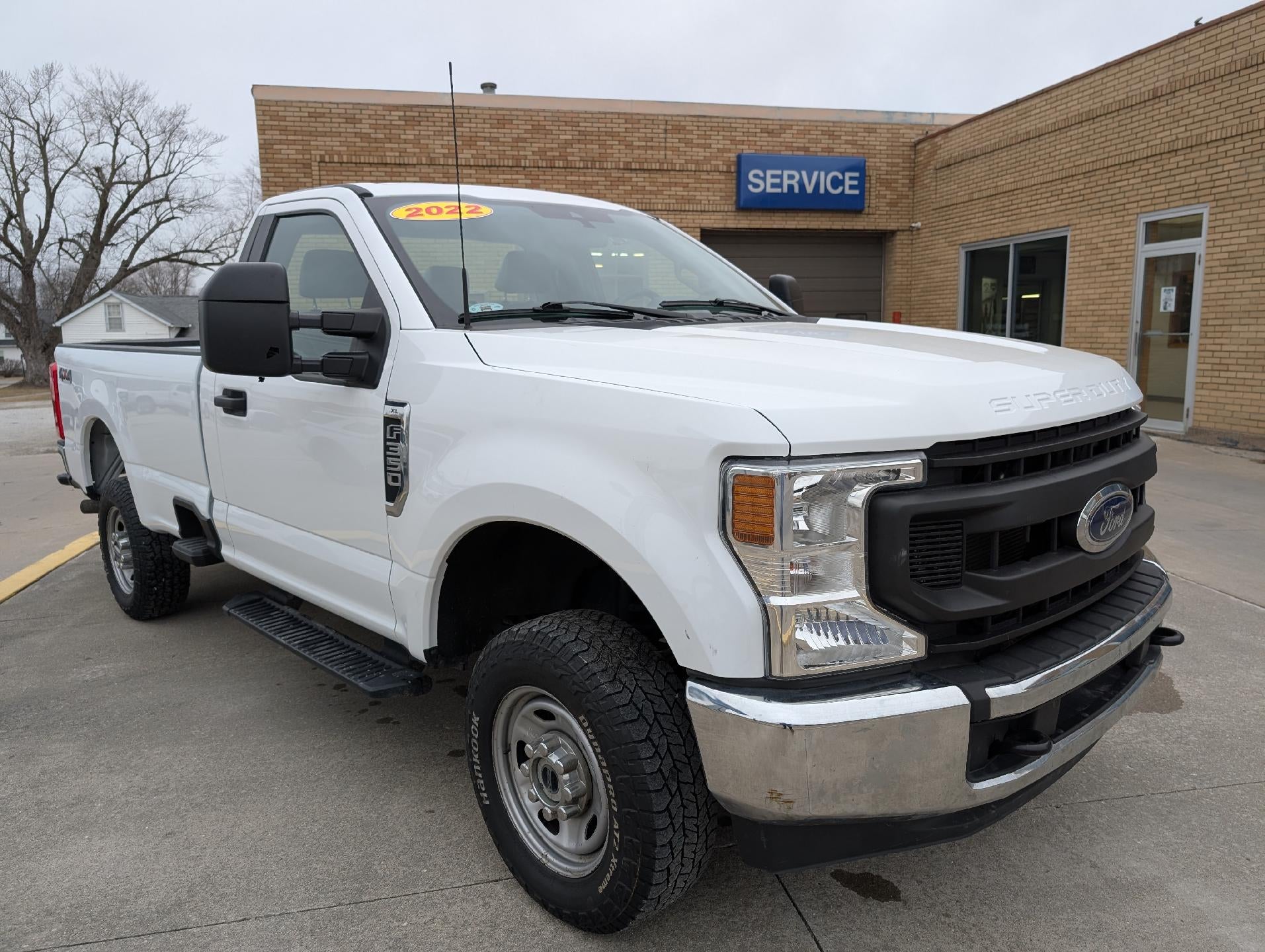 2022 Ford Super Duty F-350 SRW XL 4WD Reg Cab 8' Box