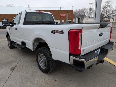2022 Ford Super Duty F-350 SRW XL 4WD Reg Cab 8' Box