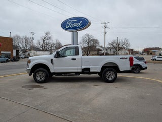 2022 Ford Super Duty F-350 SRW XL 4WD Reg Cab 8' Box