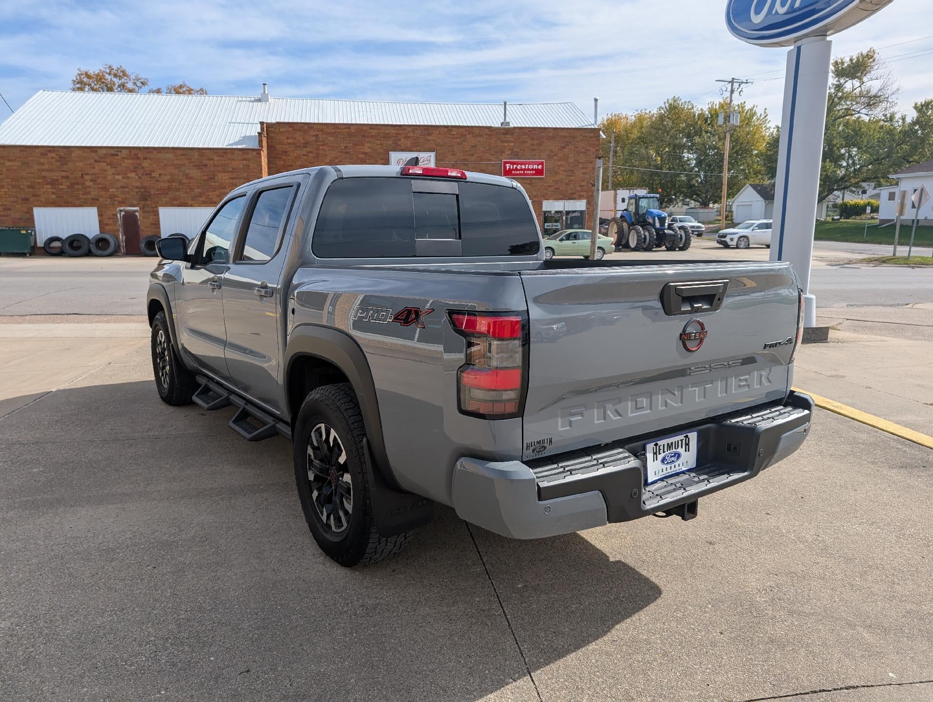 2024 Nissan Frontier Crew Cab 4x4 PRO-4X