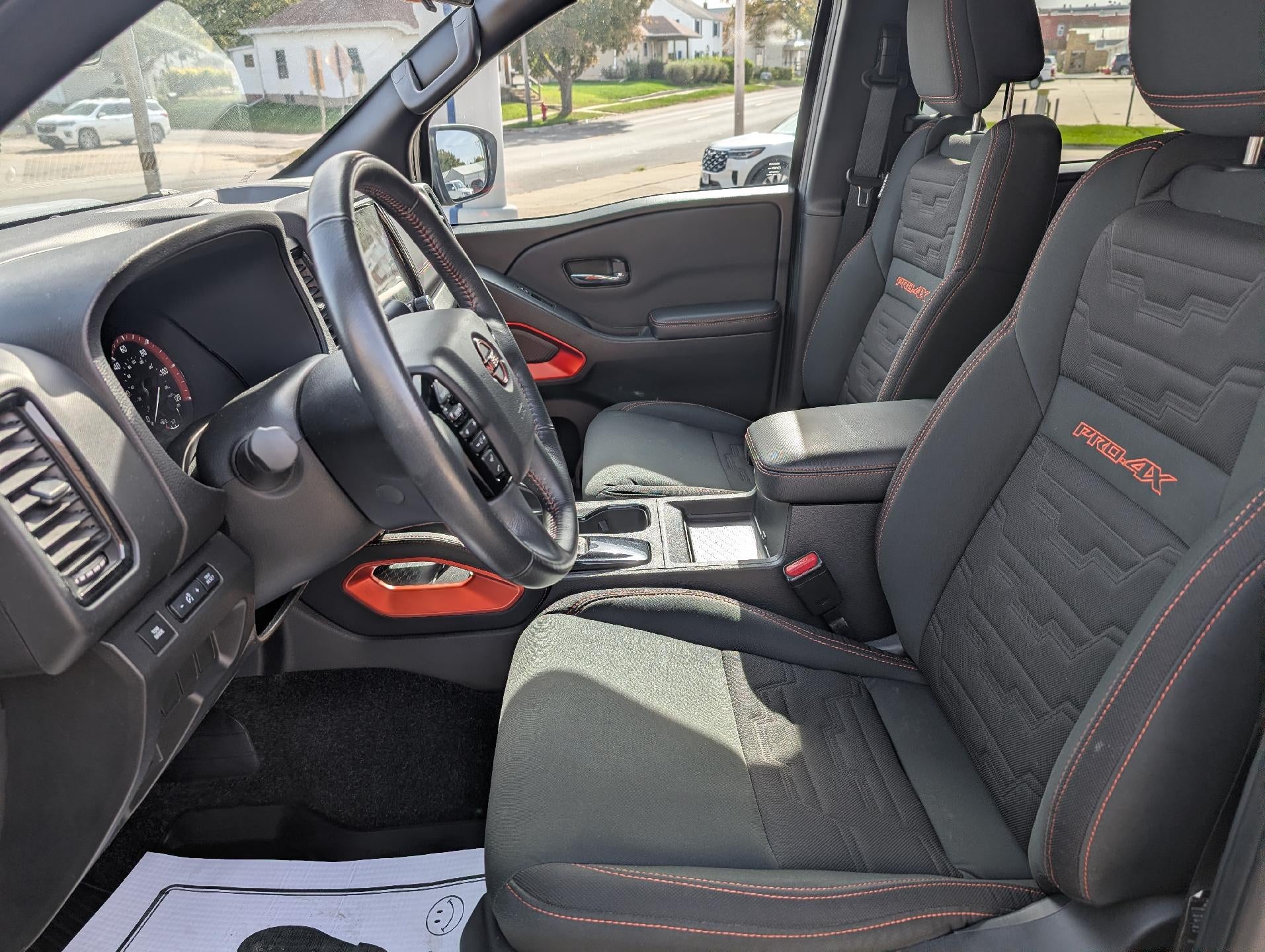 2024 Nissan Frontier Crew Cab 4x4 PRO-4X