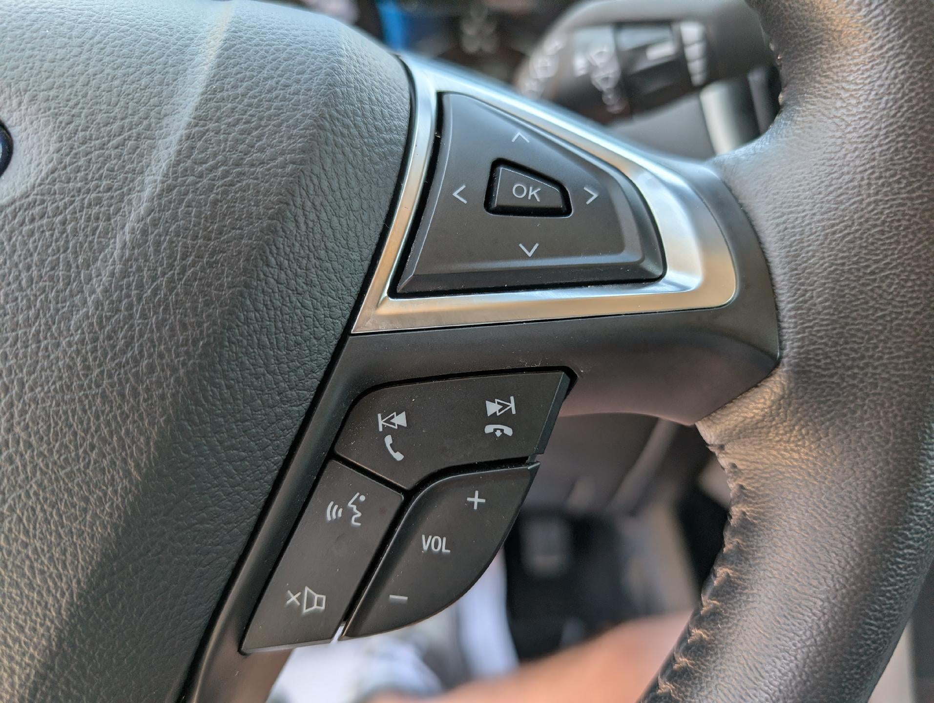 2023 Ford Edge SEL AWD