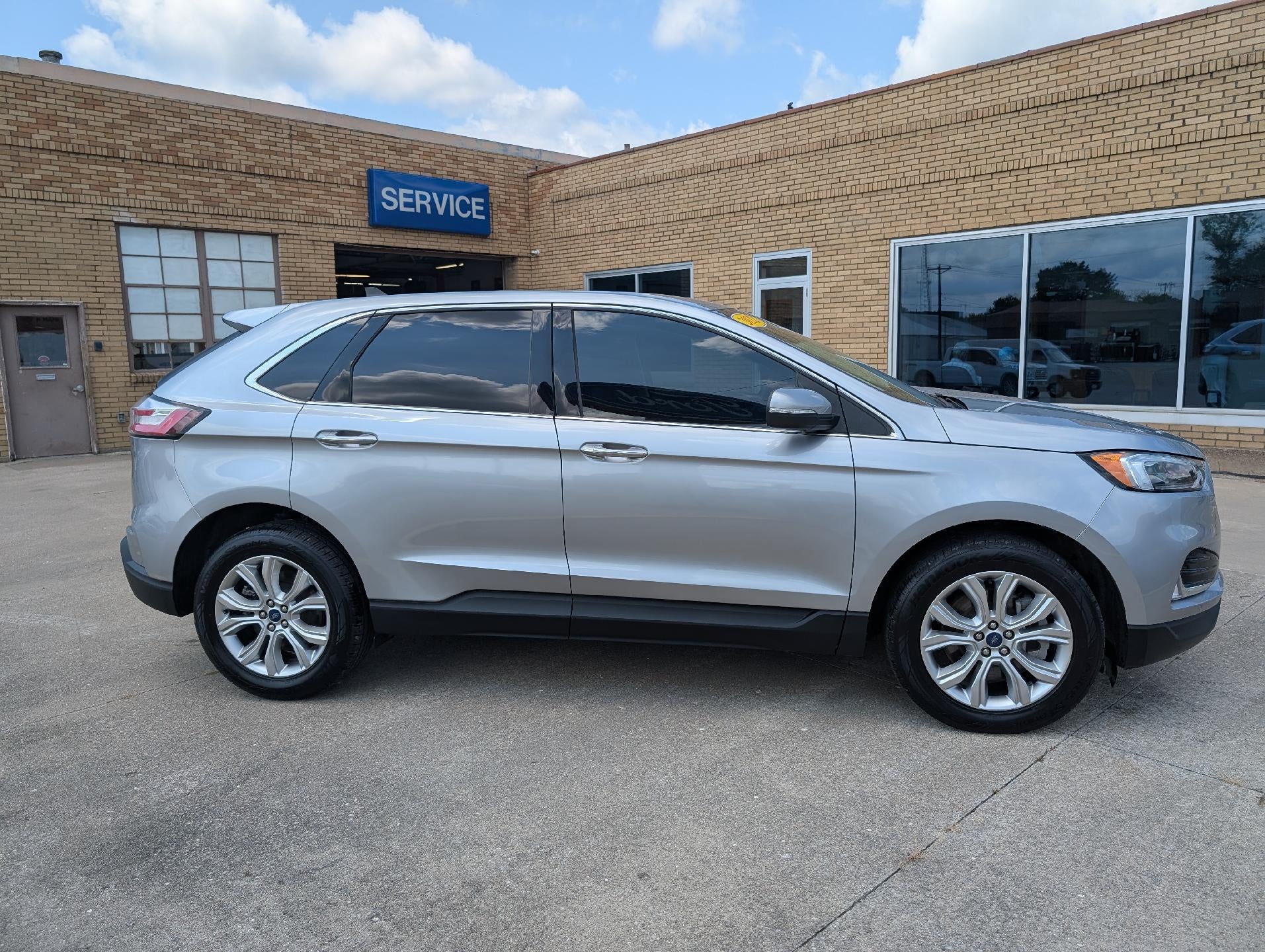 2022 Ford Edge Titanium AWD