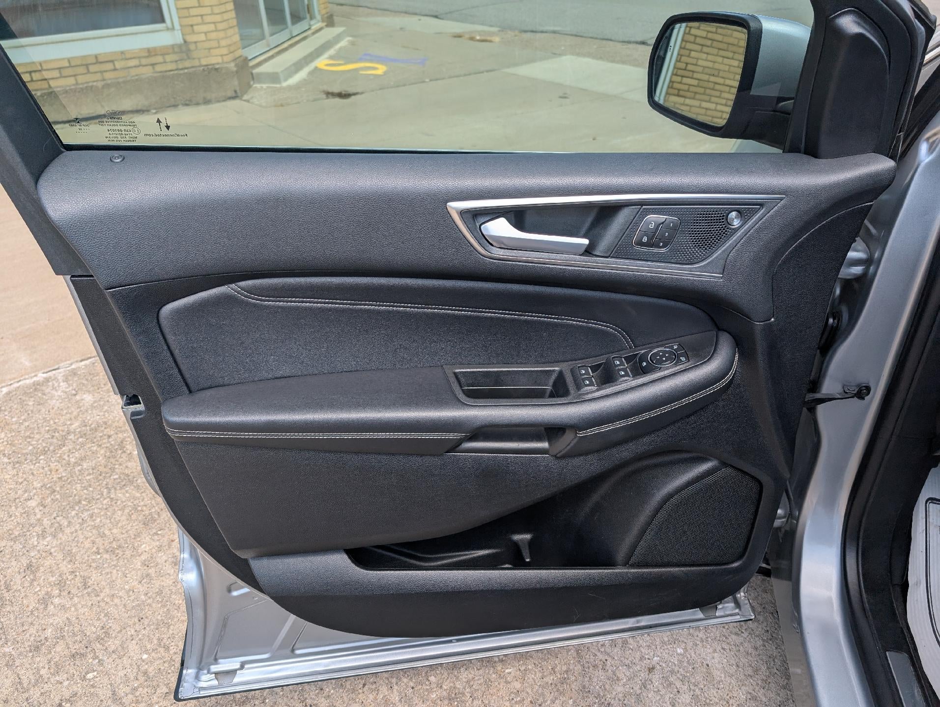 2022 Ford Edge Titanium AWD