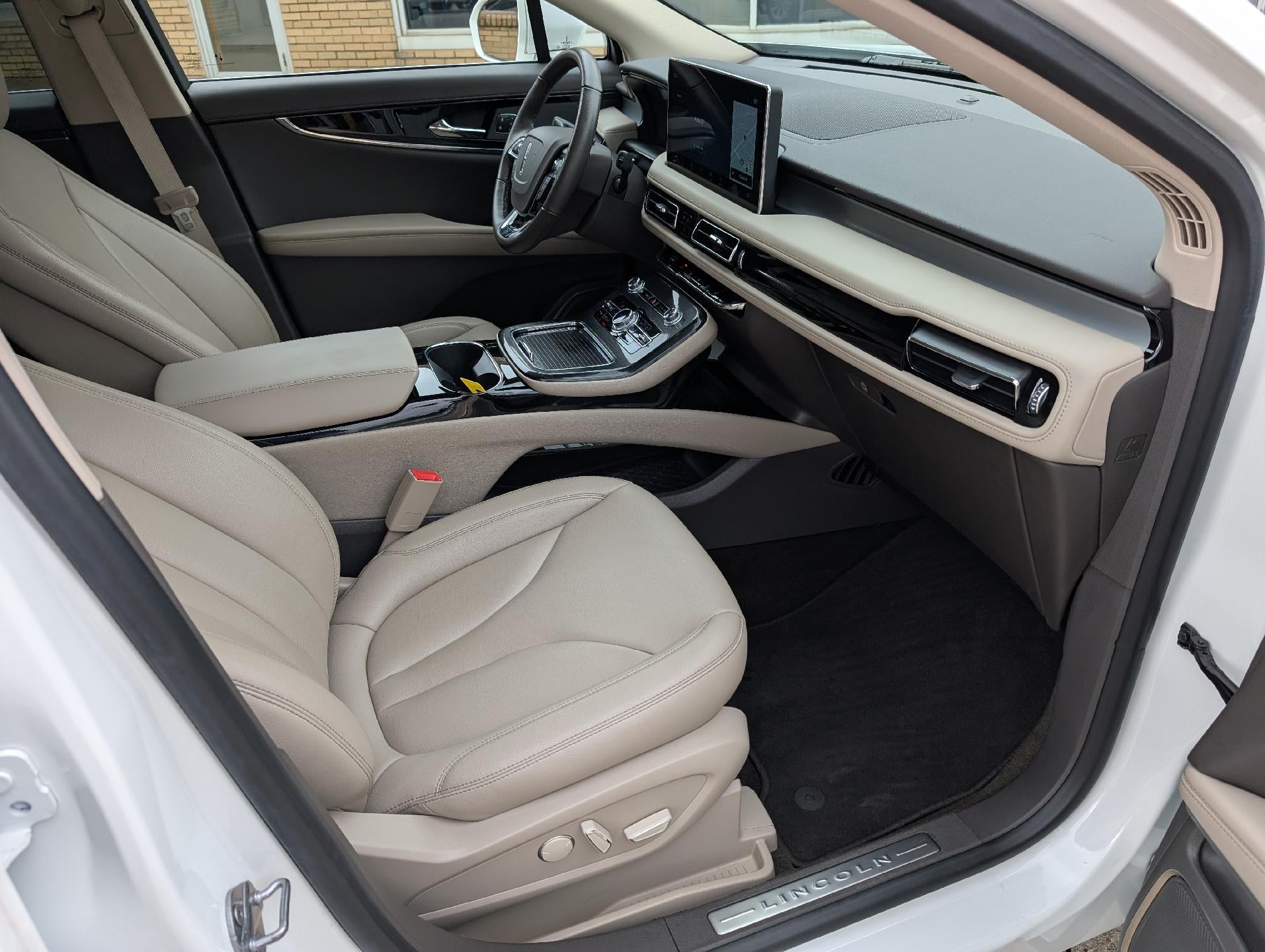 2023 Lincoln Nautilus Standard AWD