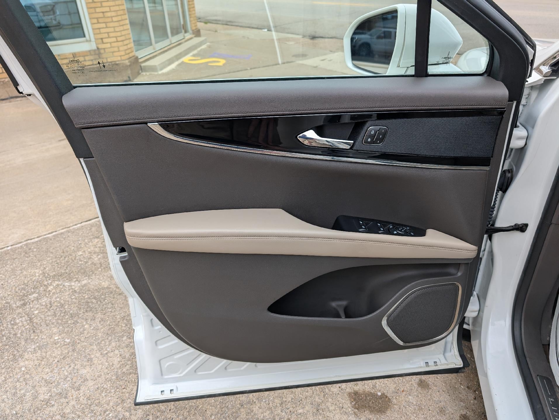 2023 Lincoln Nautilus Standard AWD