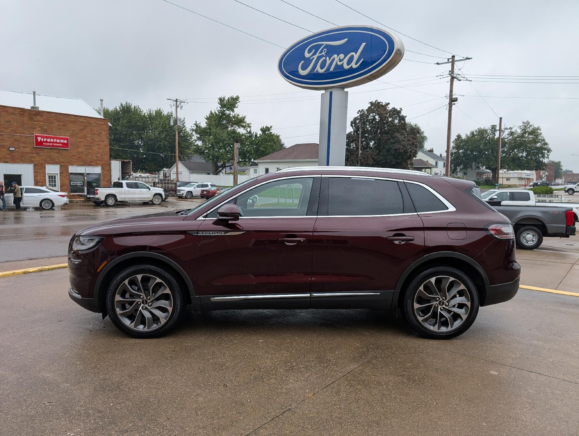 2023 Lincoln Nautilus Reserve AWD