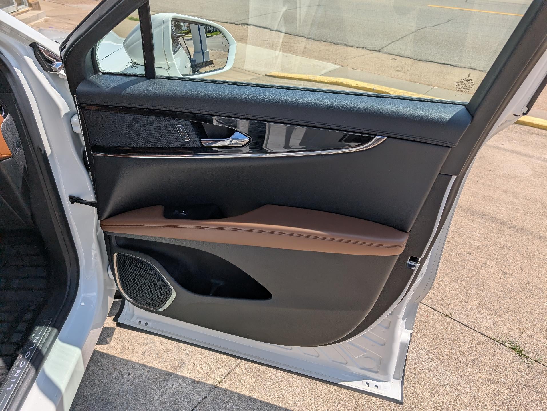 2022 Lincoln Nautilus Reserve AWD