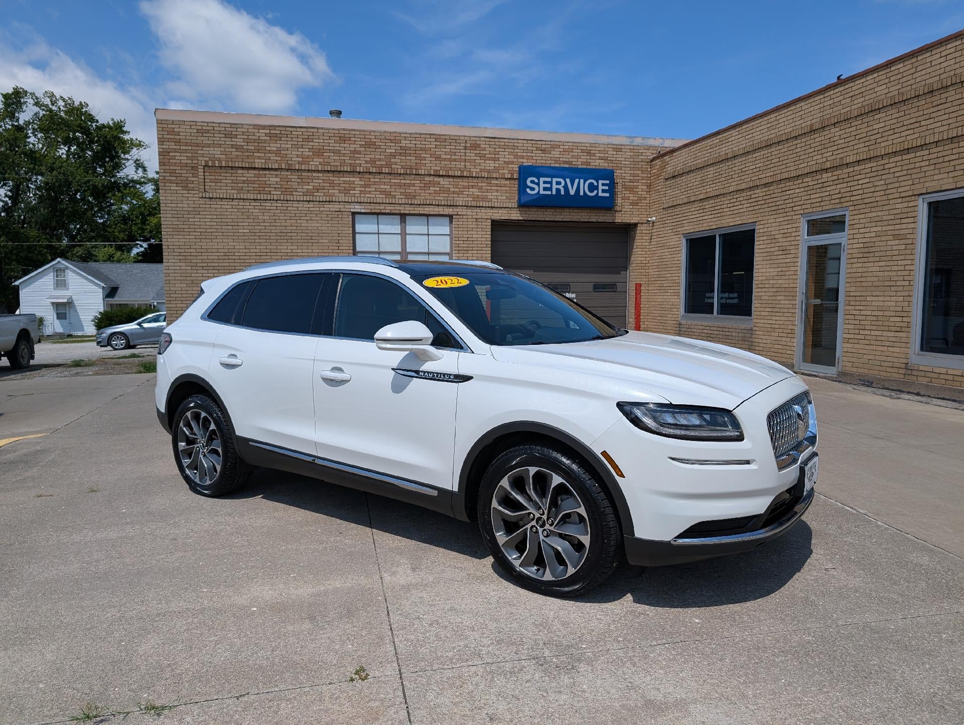 2022 Lincoln Nautilus Reserve AWD