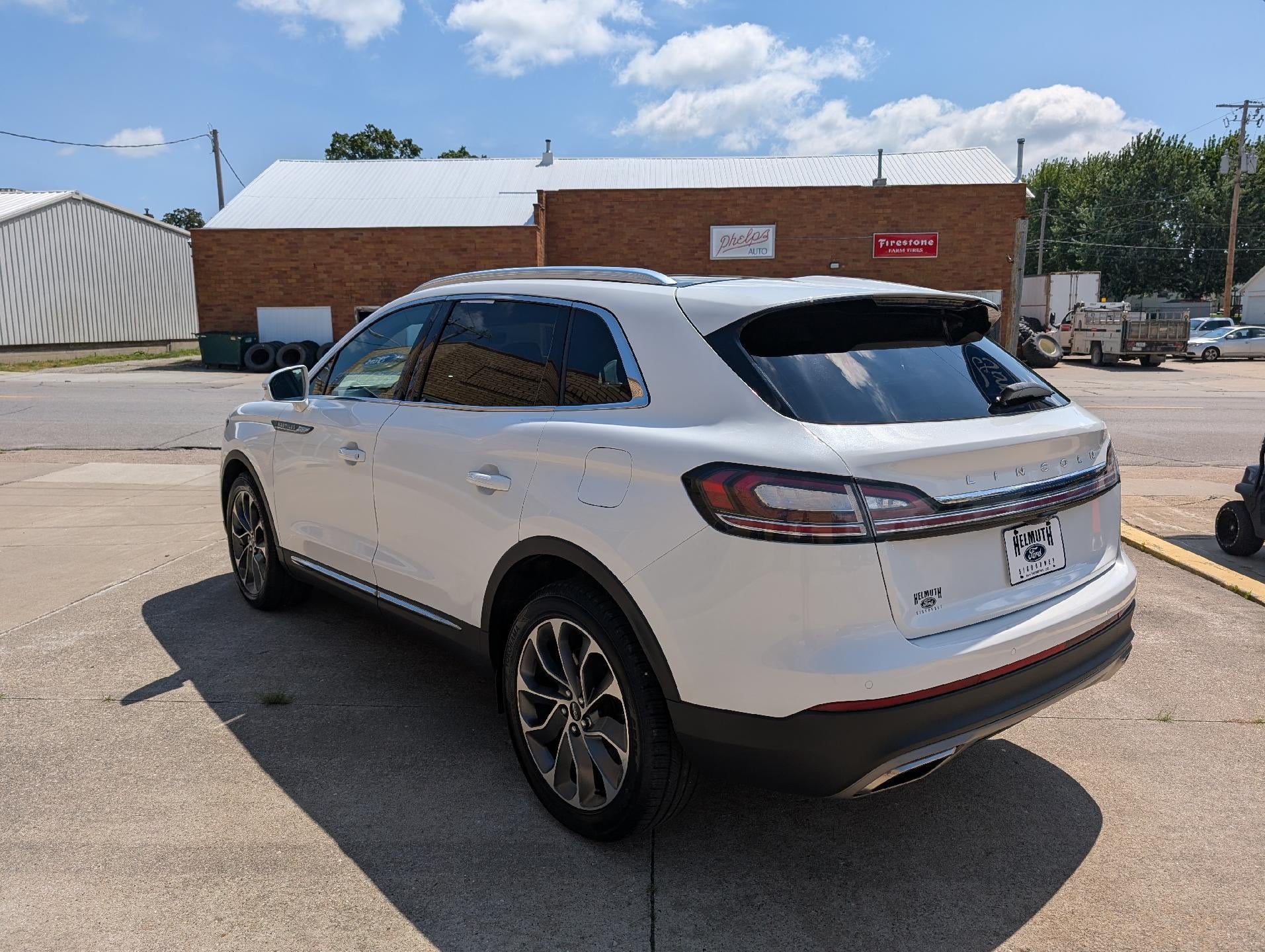 2022 Lincoln Nautilus Reserve AWD