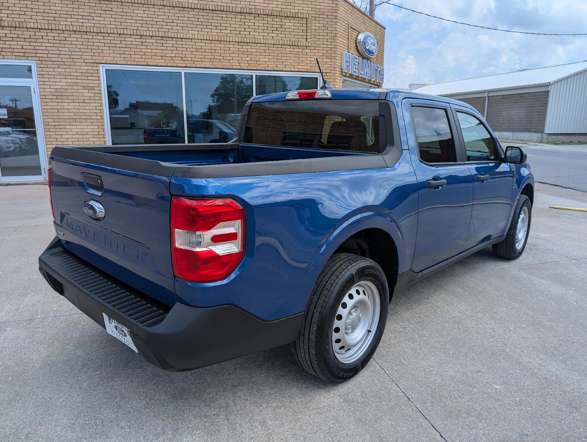 2023 Ford Maverick XL FWD SuperCrew