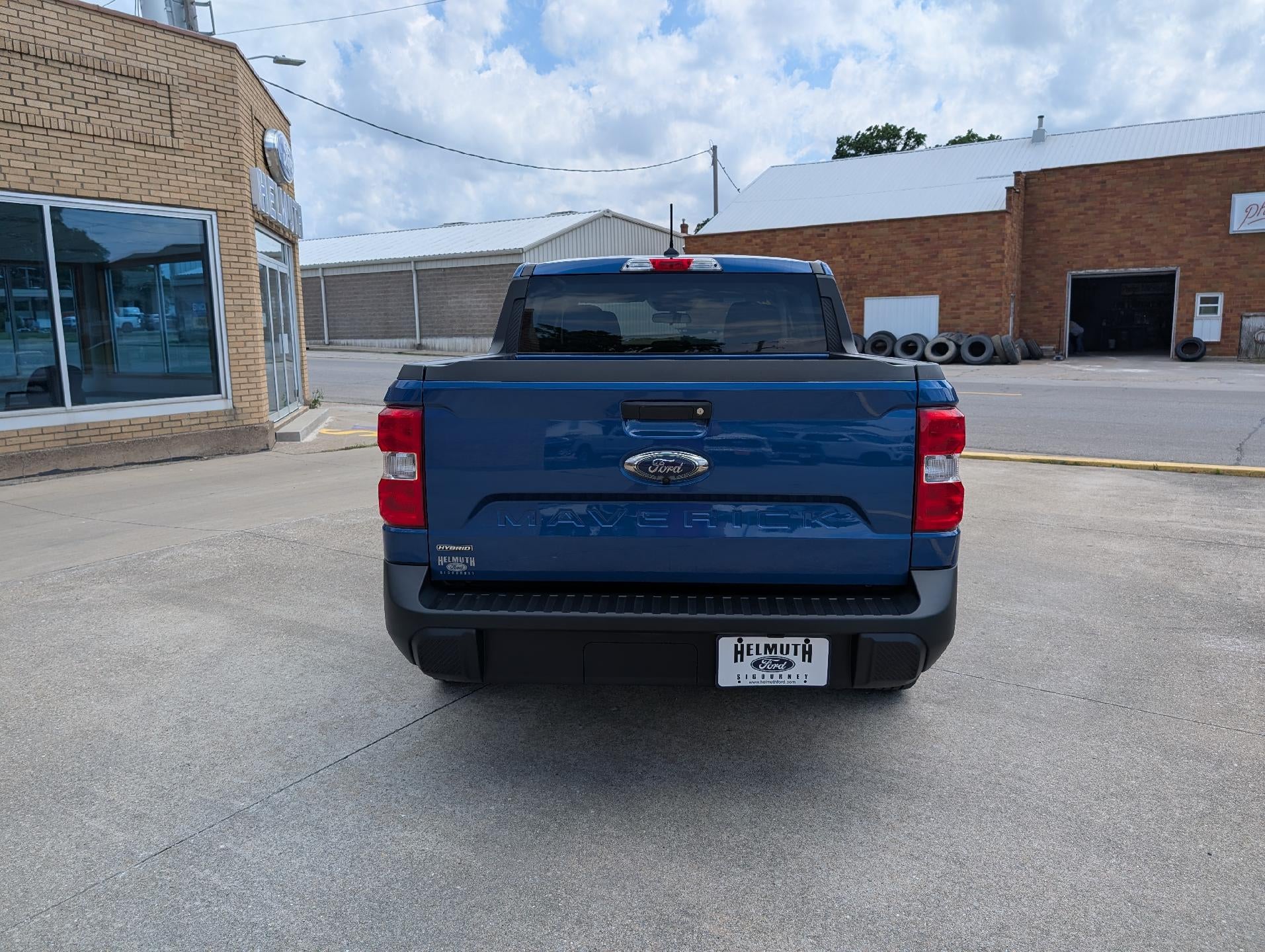 2023 Ford Maverick XL FWD SuperCrew