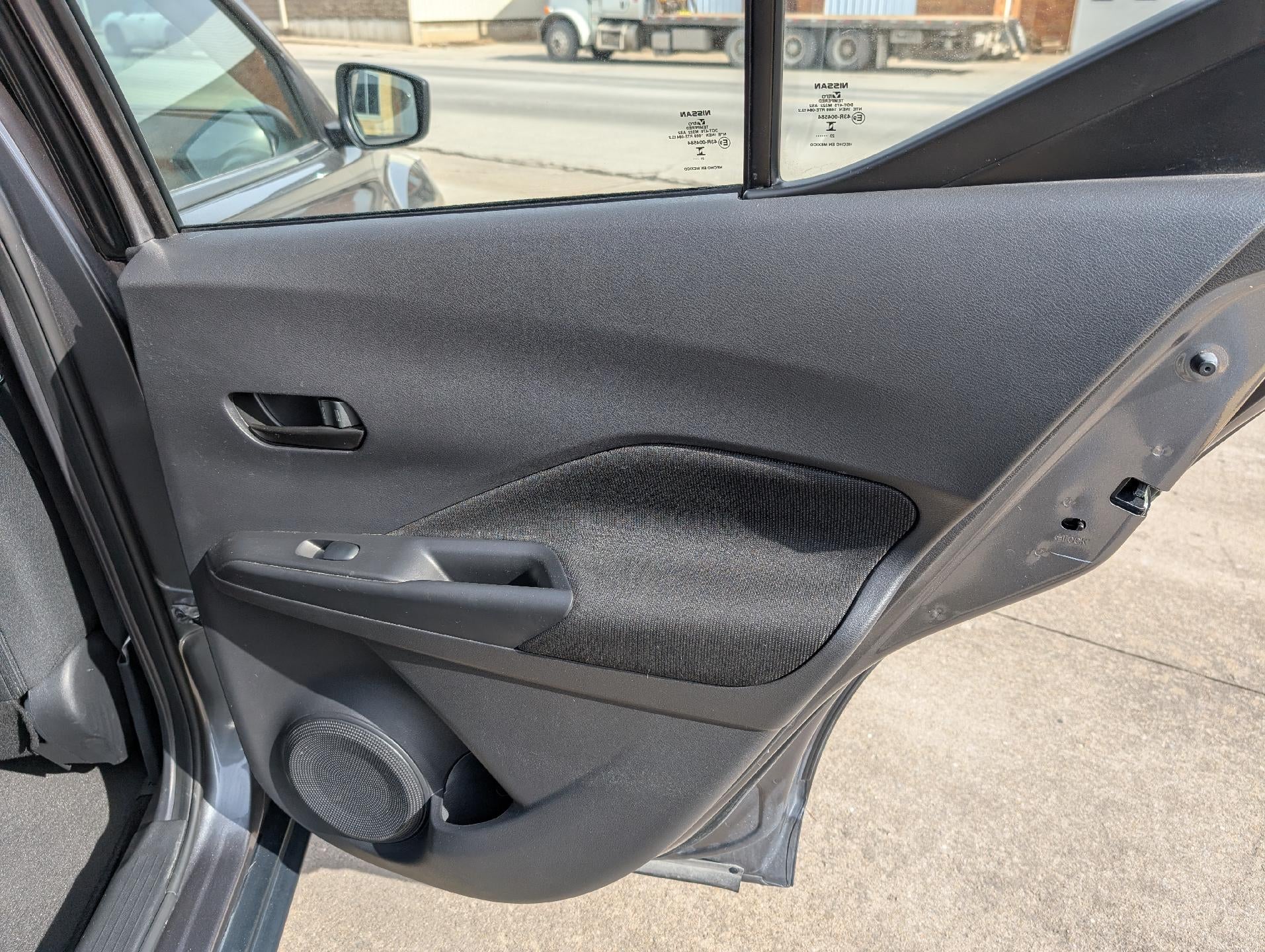 2023 Nissan Kicks S FWD