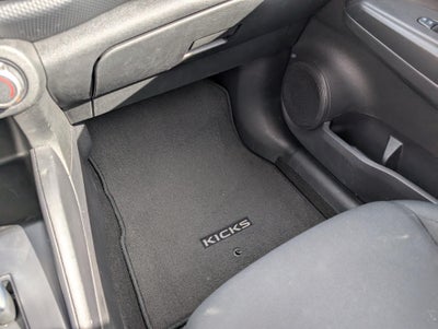 2023 Nissan Kicks S FWD