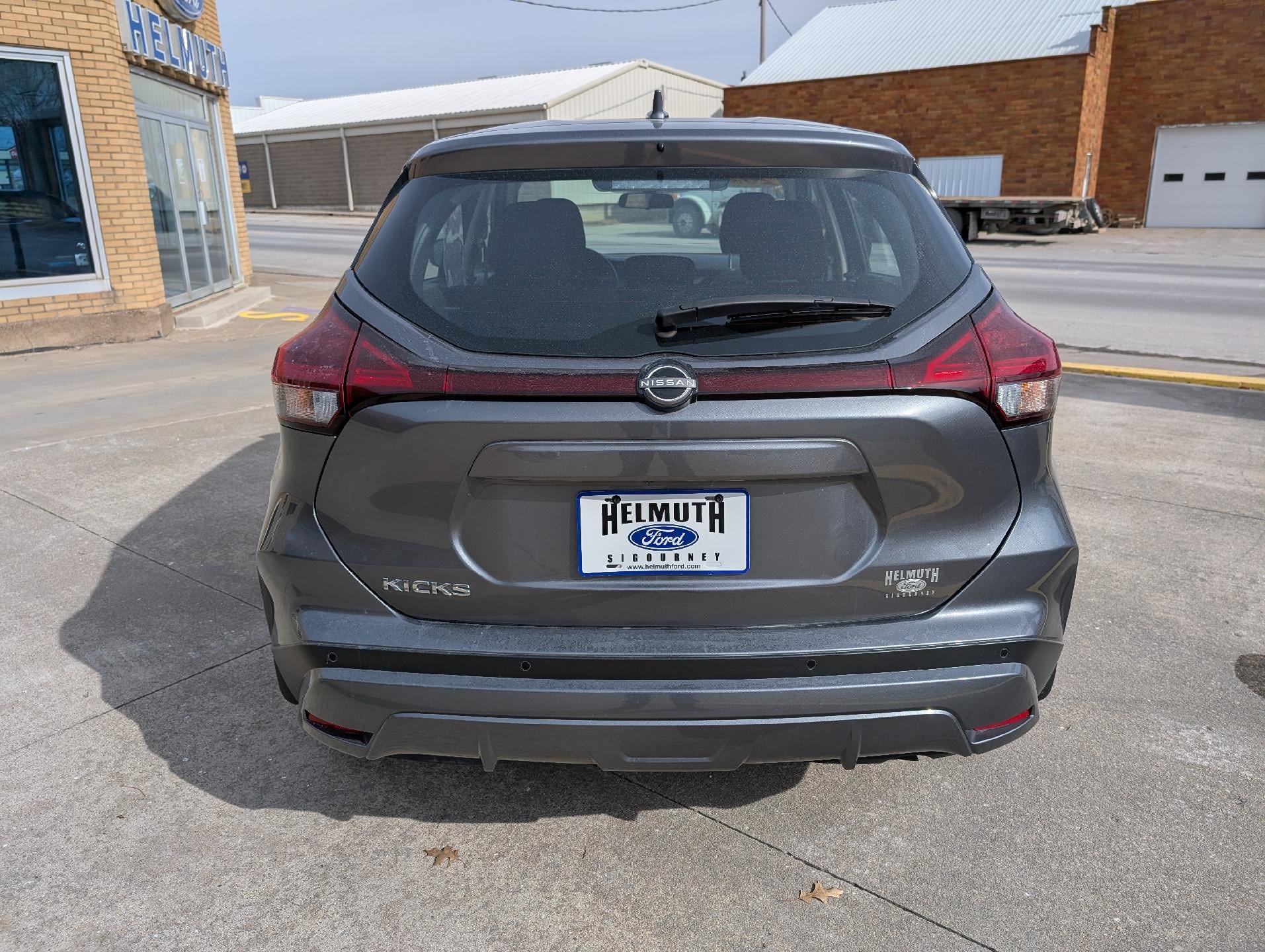 2023 Nissan Kicks S FWD