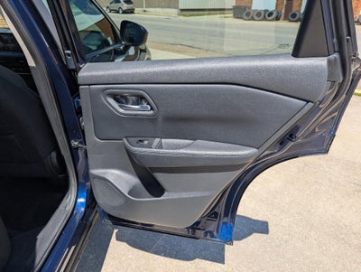 2025 Nissan Rogue AWD SV