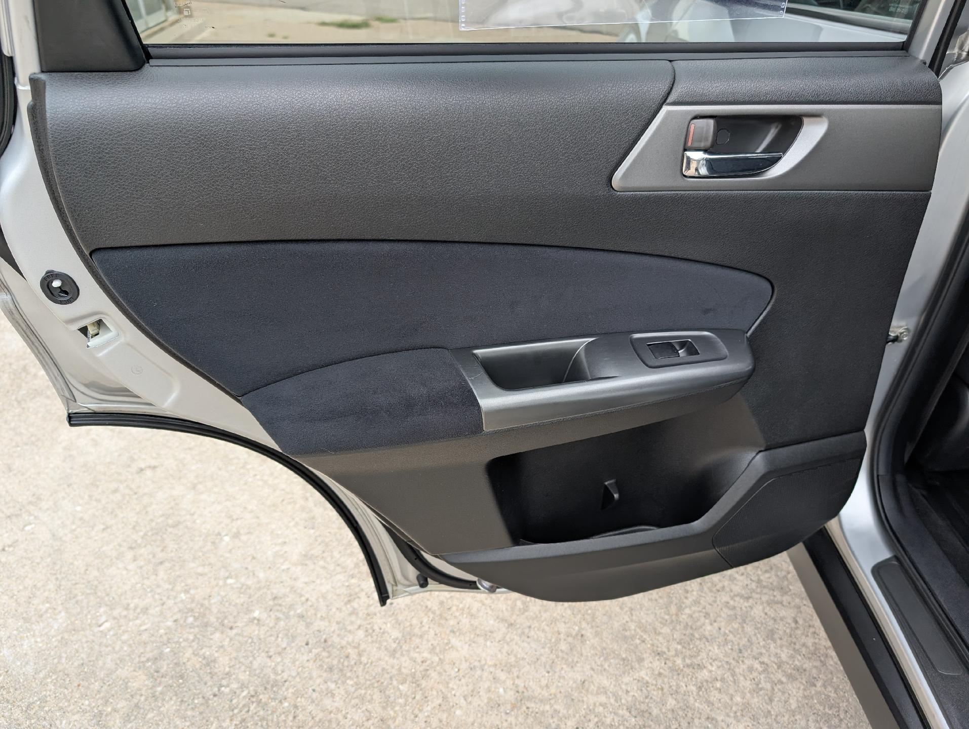 2011 Subaru Forester 2.5X Touring with Navigation