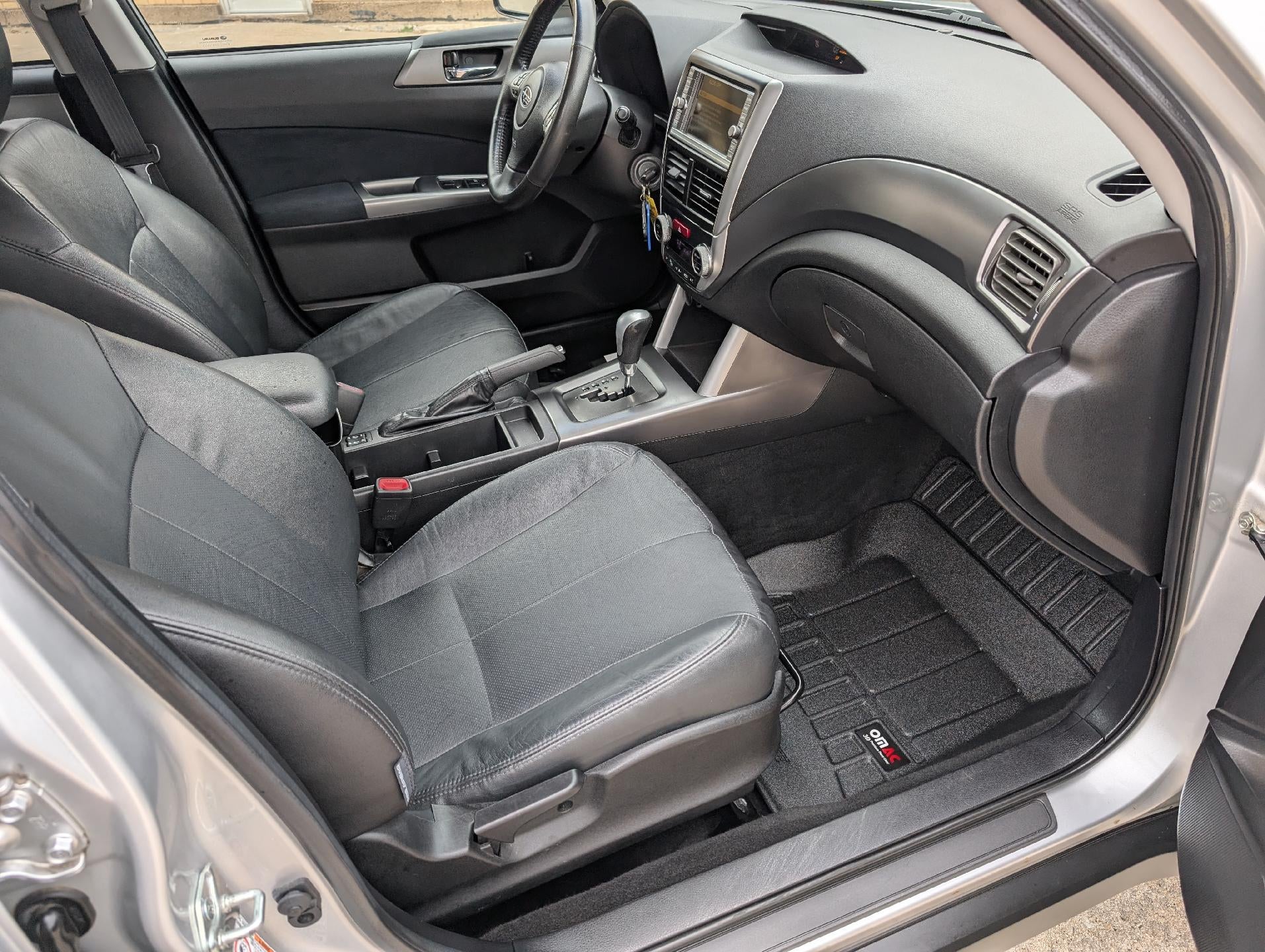 2011 Subaru Forester 2.5X Touring with Navigation